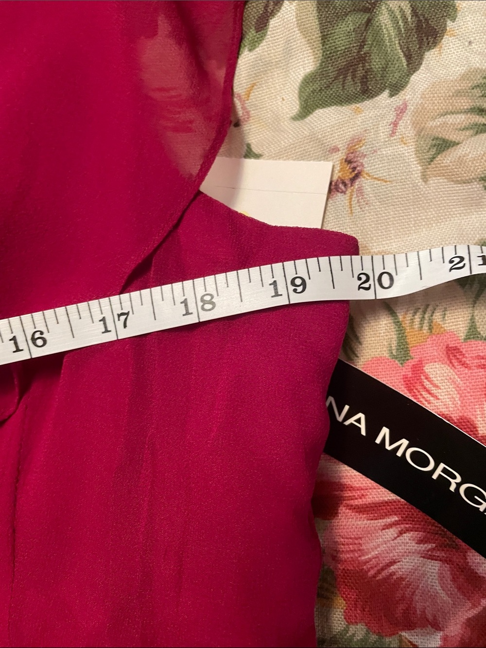 Donna Ricco Ruffled V-Neck Magenta Midi Dress 100% silk - Picture 6 of 8